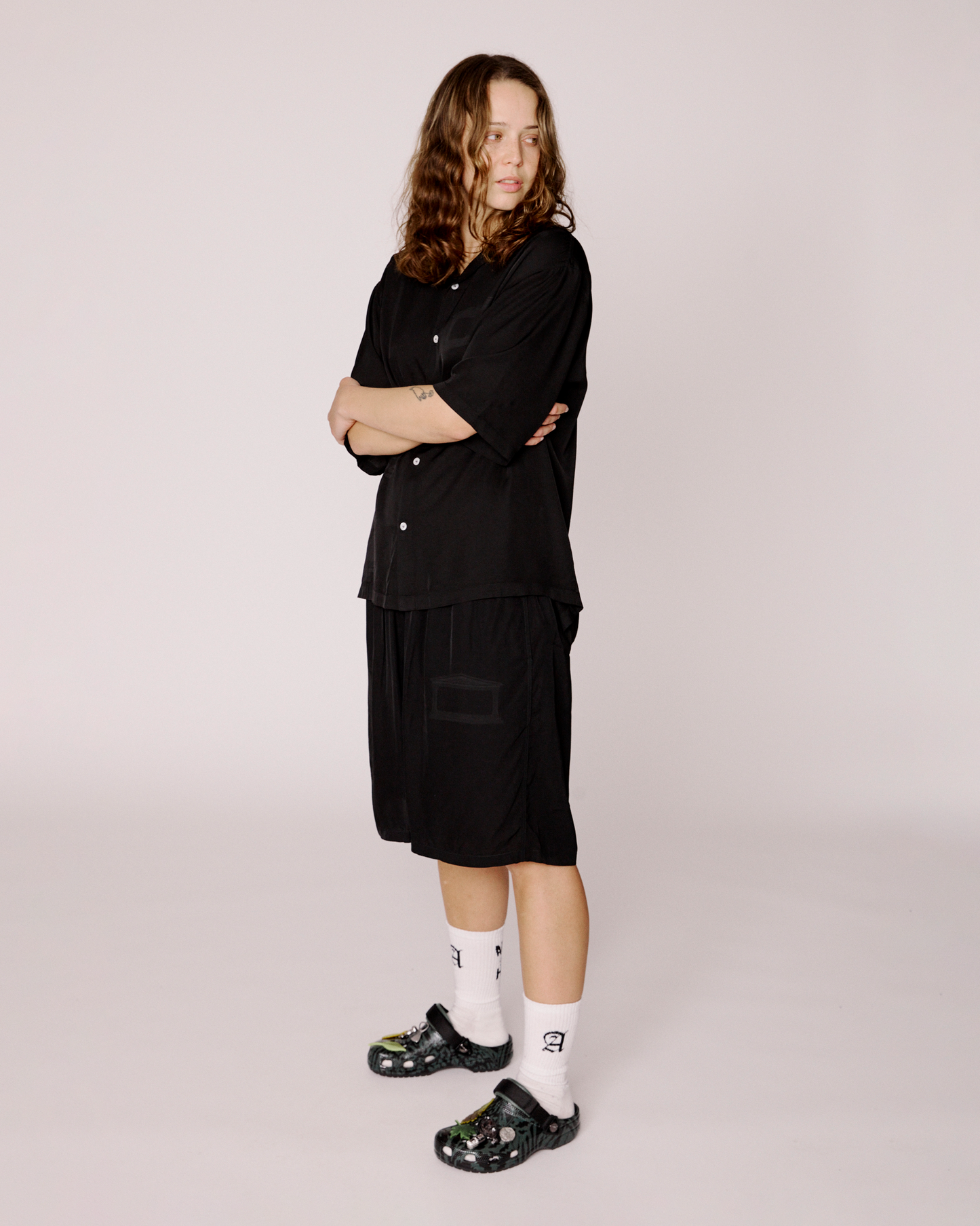 aries x crocs classic clog