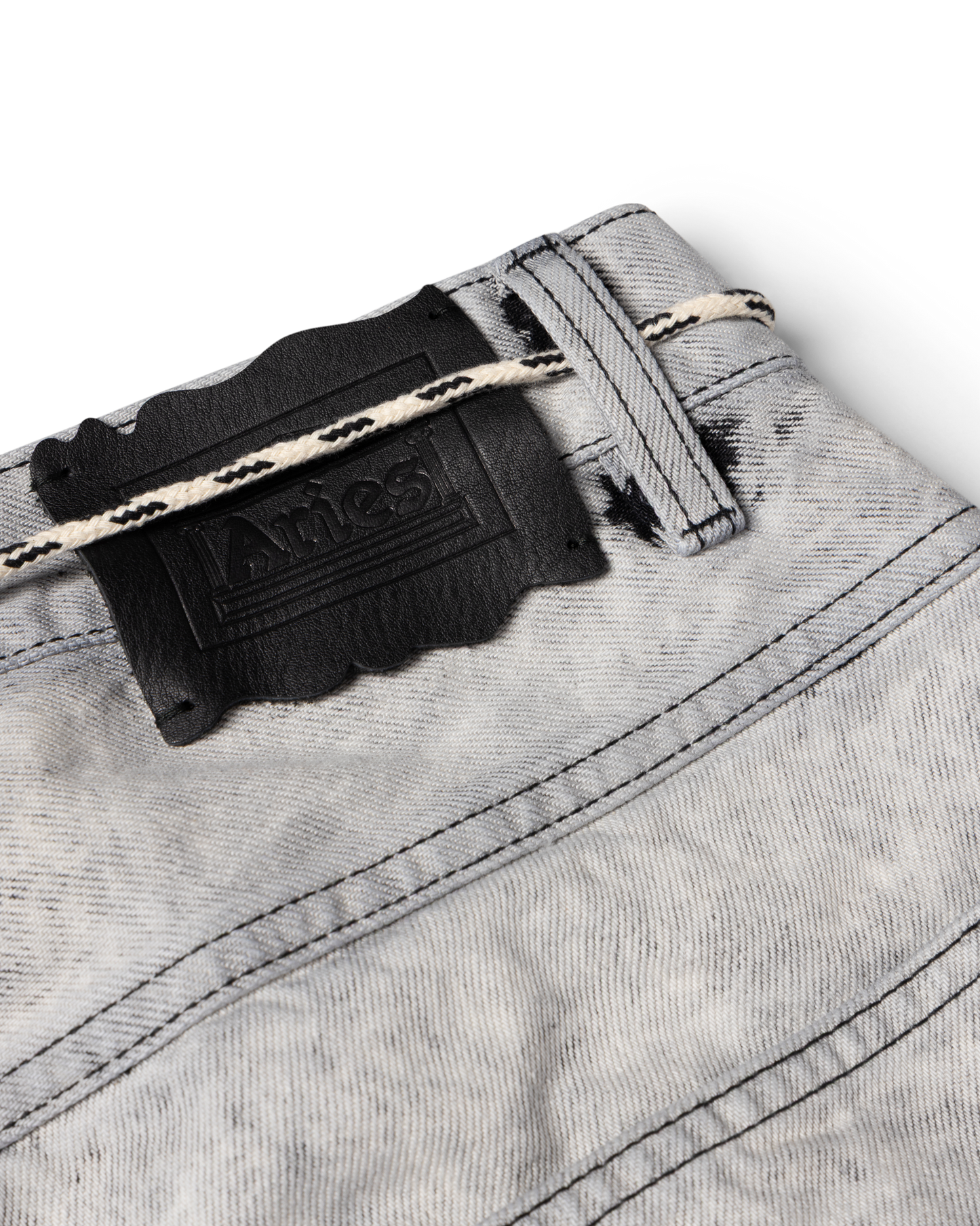 Heavy Acid Wash Batten Jean