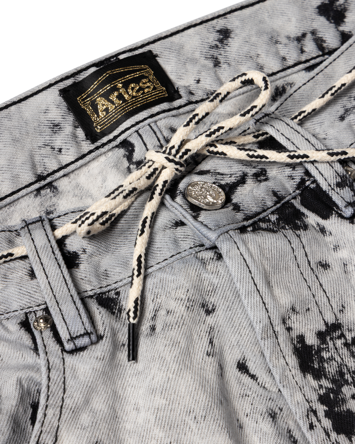 Heavy Acid Wash Batten Jean