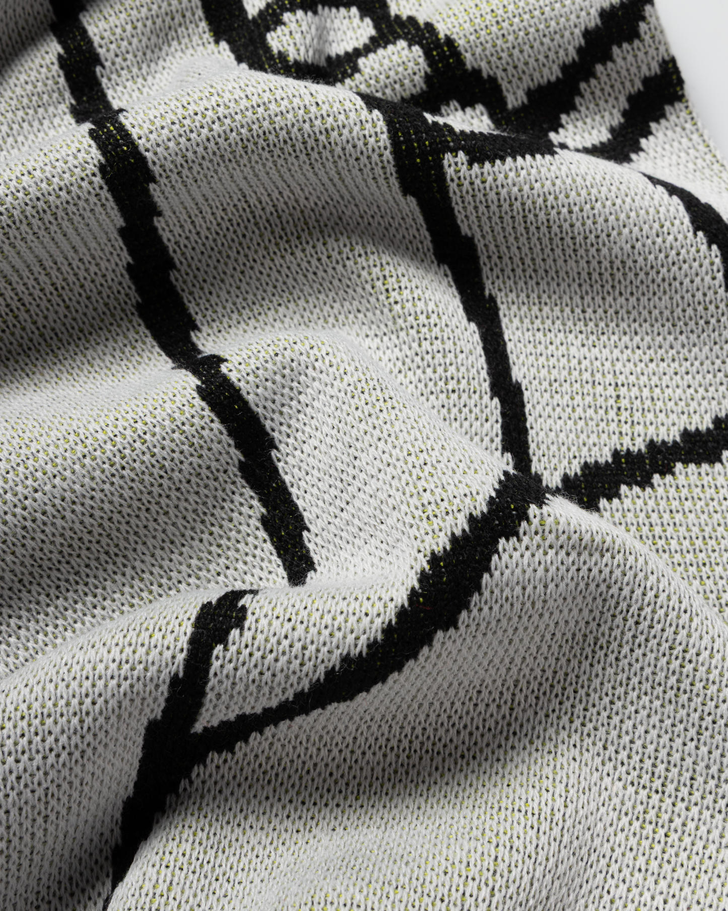 Metal Ariez Arize Scarf