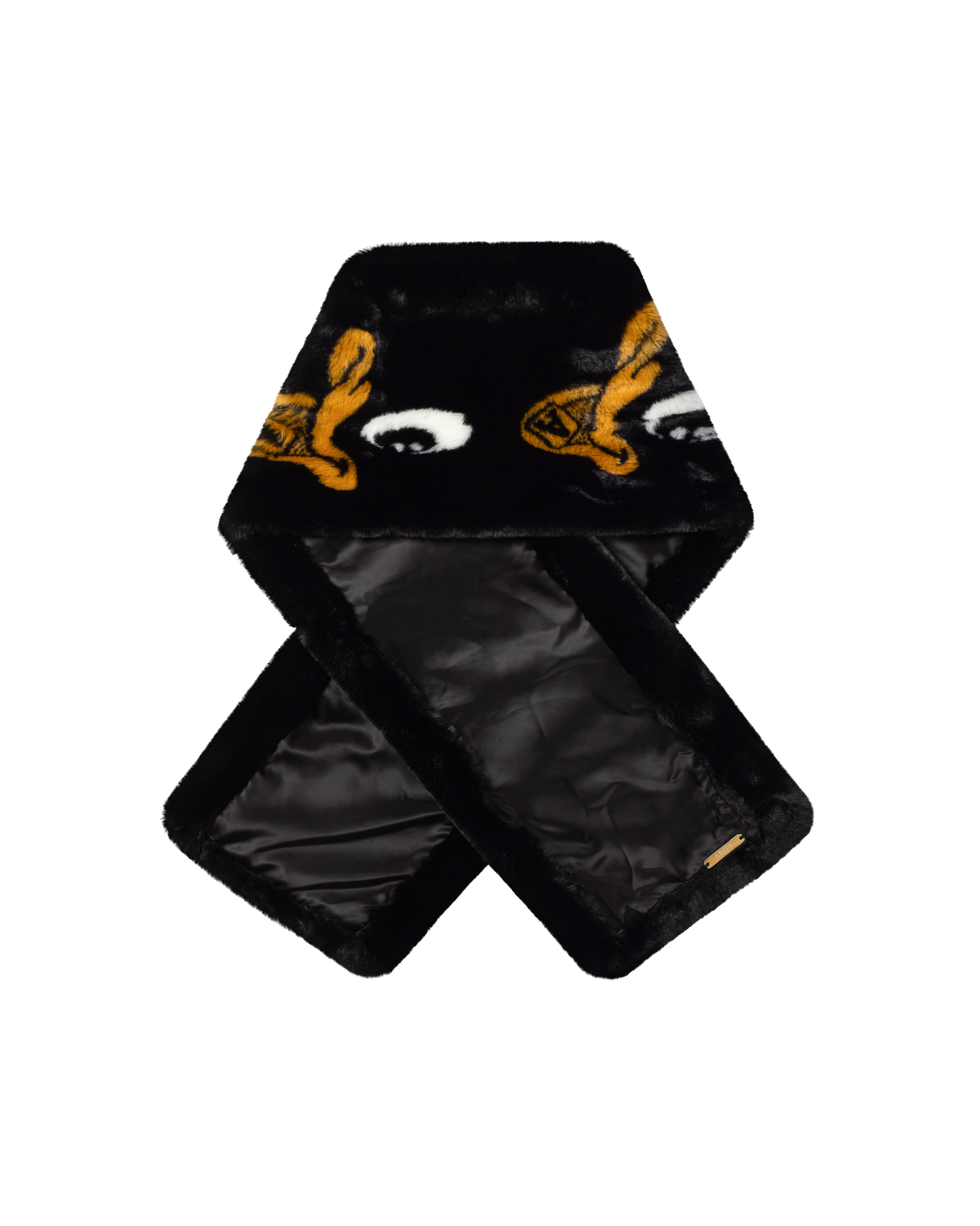 Fuzzy Duck Does He Scarf