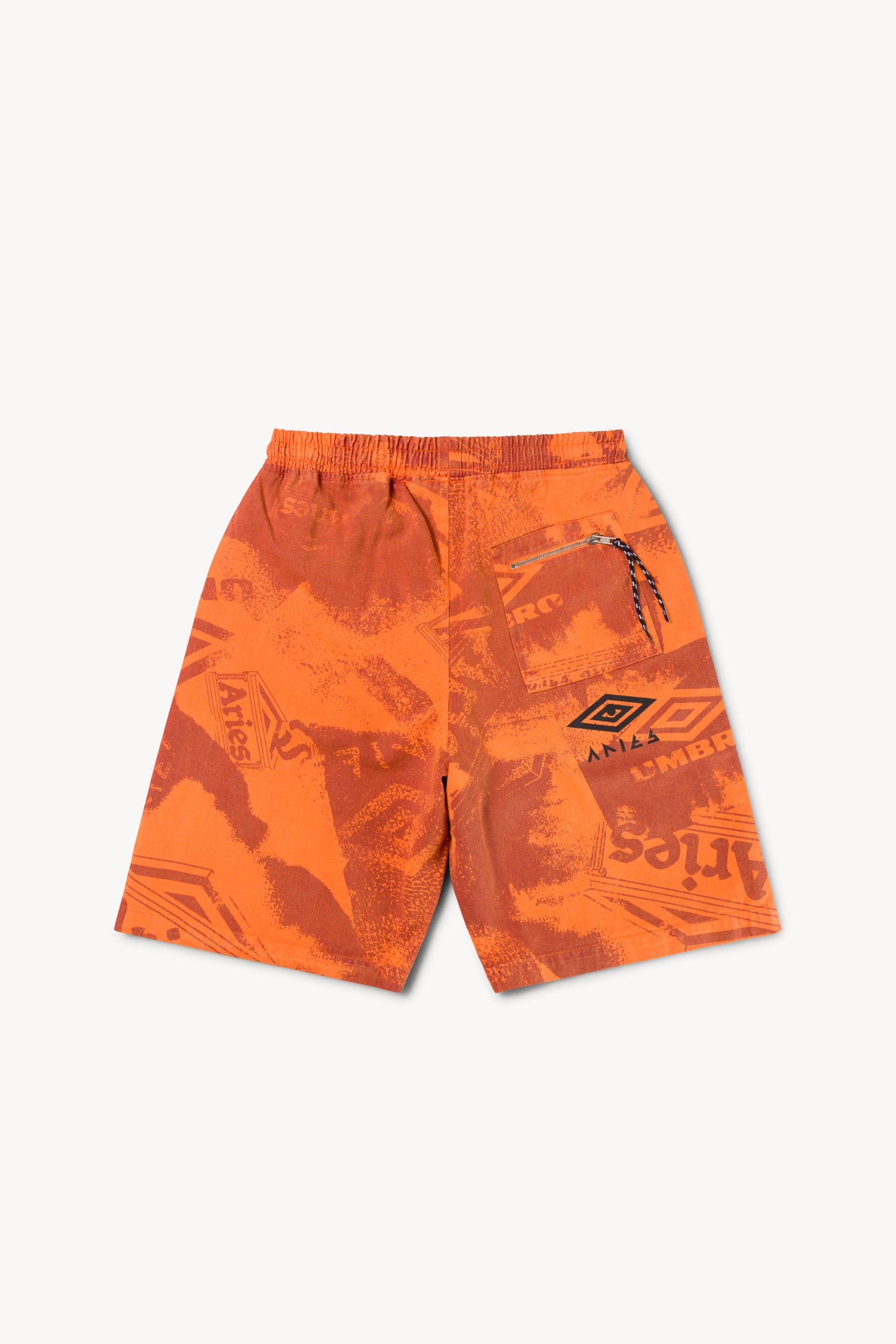 Load image into Gallery viewer, Aries x Umbro Pro 64 Shorts