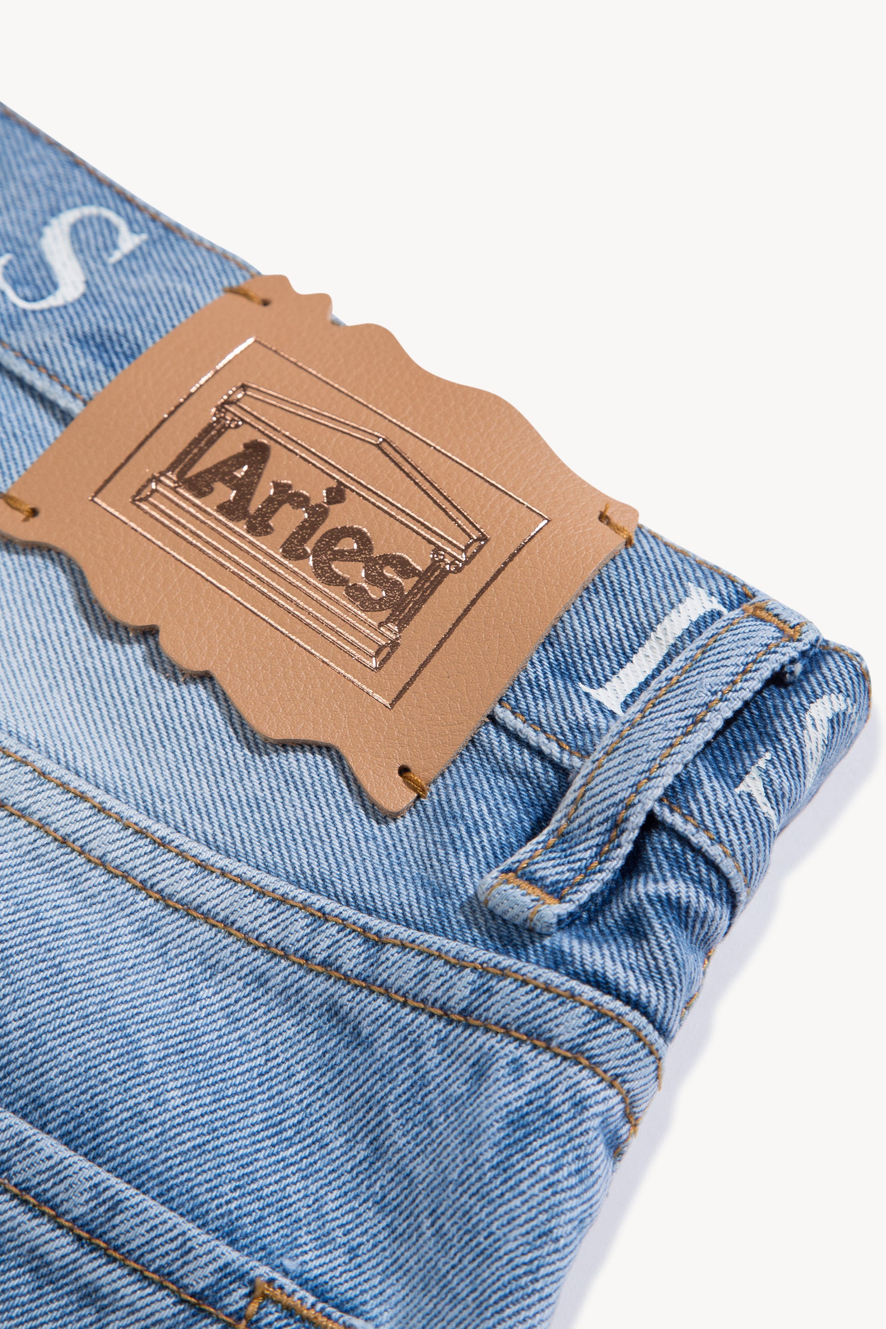 Load image into Gallery viewer, Logo Lilly Jeans