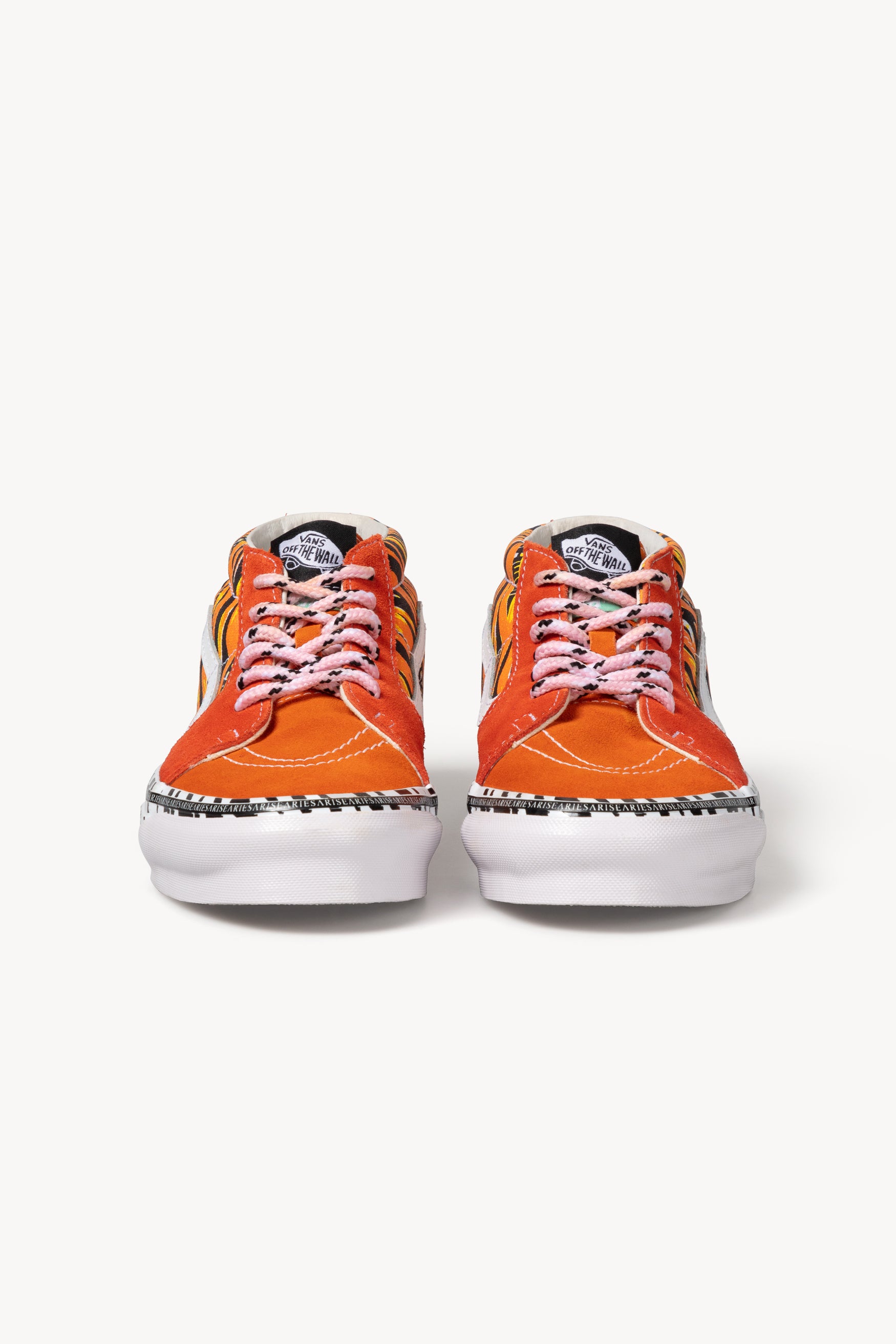 Load image into Gallery viewer, Aries x Vault by Vans Tiger SK8-MID LX