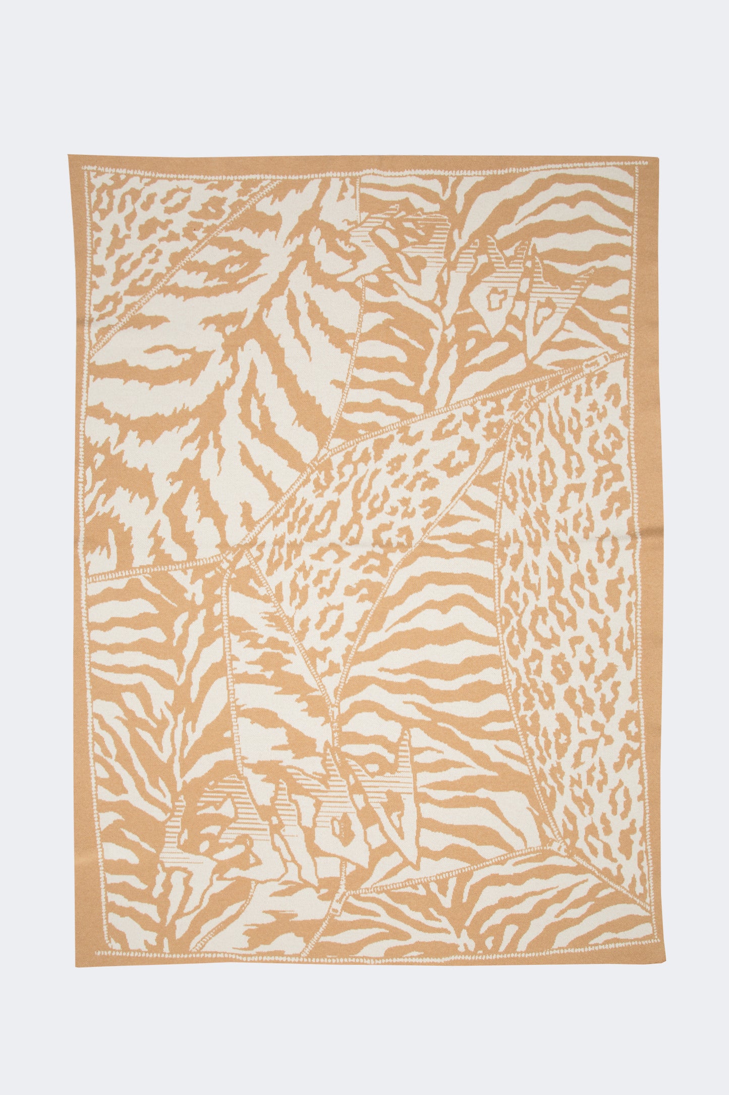 Zip jacquard blanket